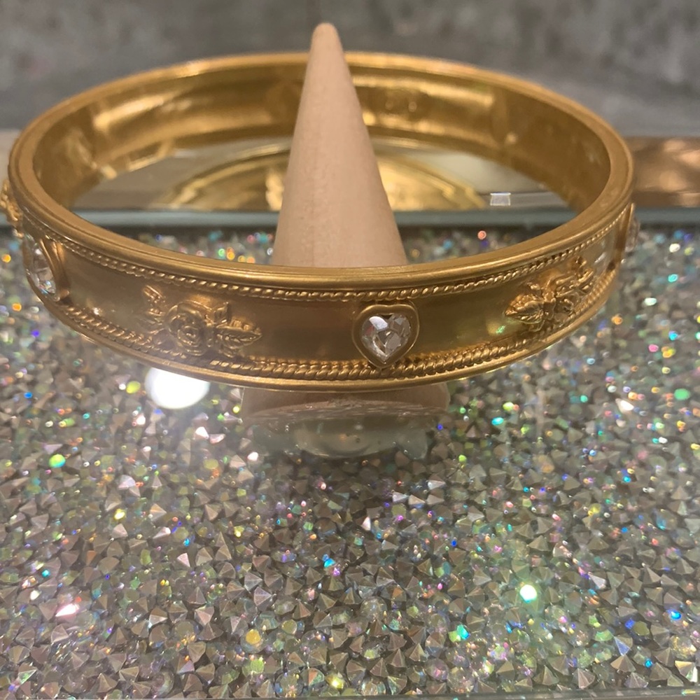 Elizabeth Taylor Love Blooms Avon Bangle Never Worn